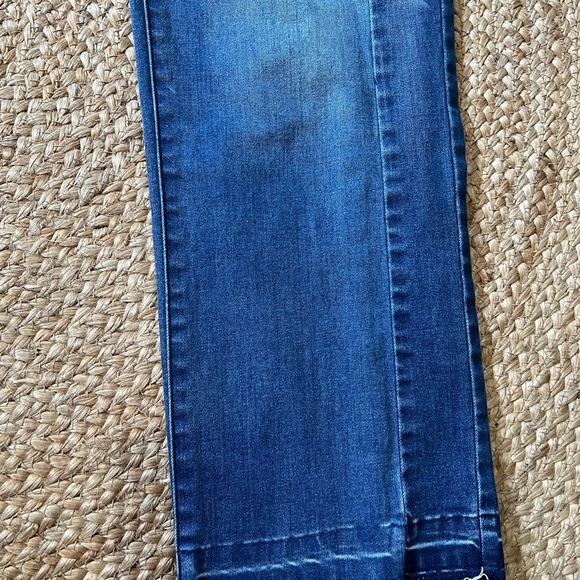 bebe Women’s pants size 29, used in very good condition - Picture 3 of 8